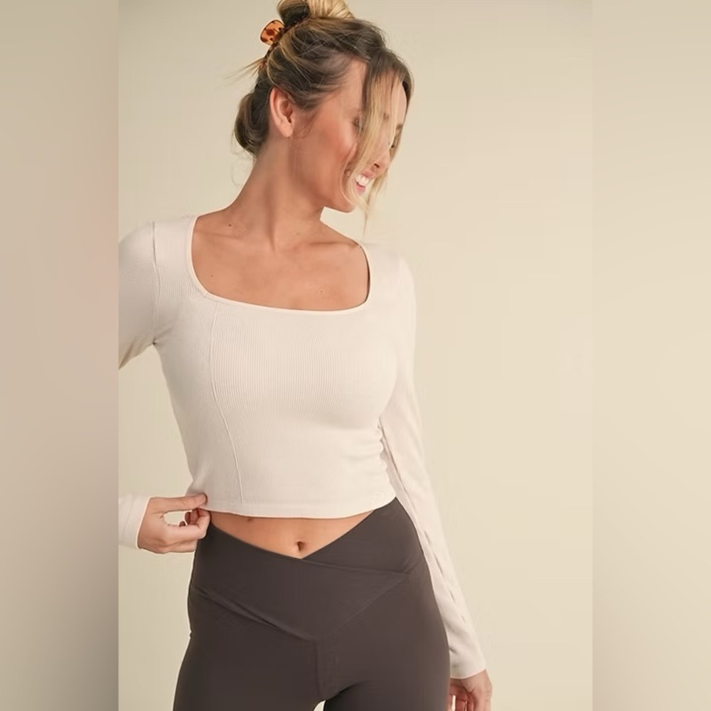 LAST ONE! ✨Square Neck Seamless Long Sleeve Top